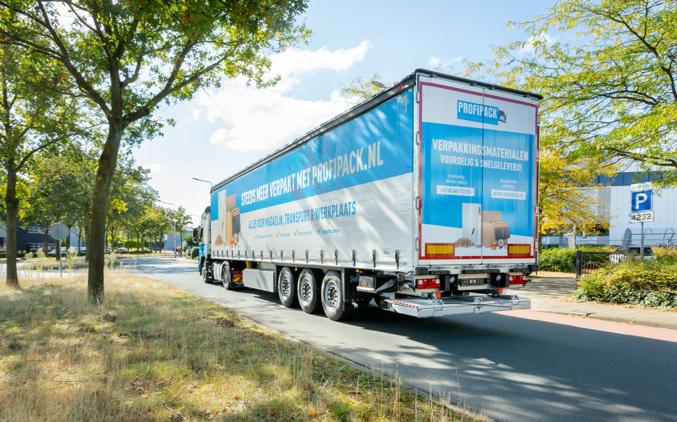 Schuifzeil op huiftrailer door Arton