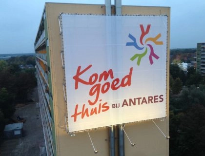 Reclame in huisstijl door Arton